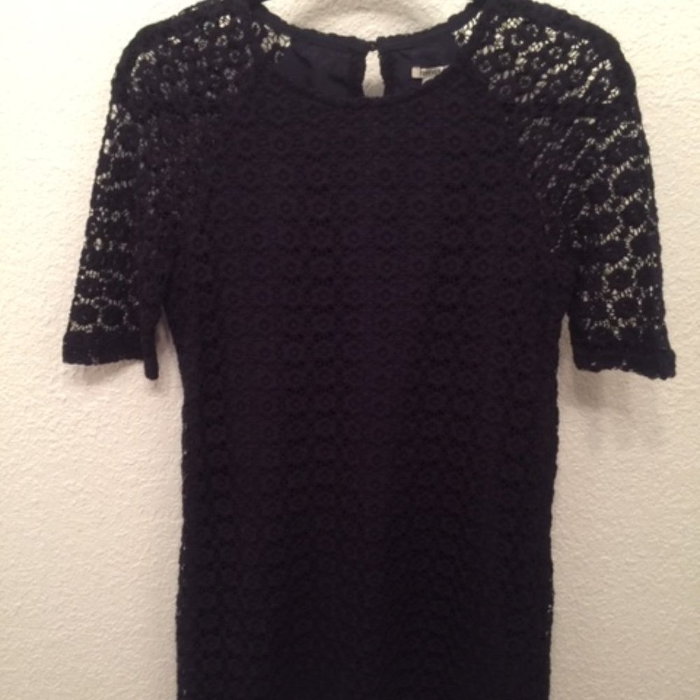 Forever 21 Navy lace Dress Size Small